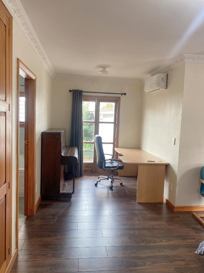Merivale Four Bedroom House 크라이스트처치 외부 사진
